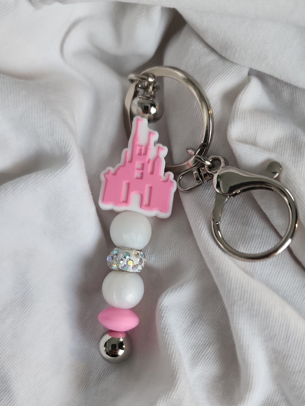 🆕️Pink Castle Decorative  Keychain - Picture 4 of 7